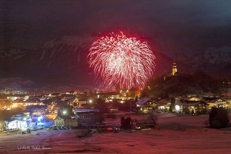 RUH-FEUERWERK-0005-D-roha.jpg  